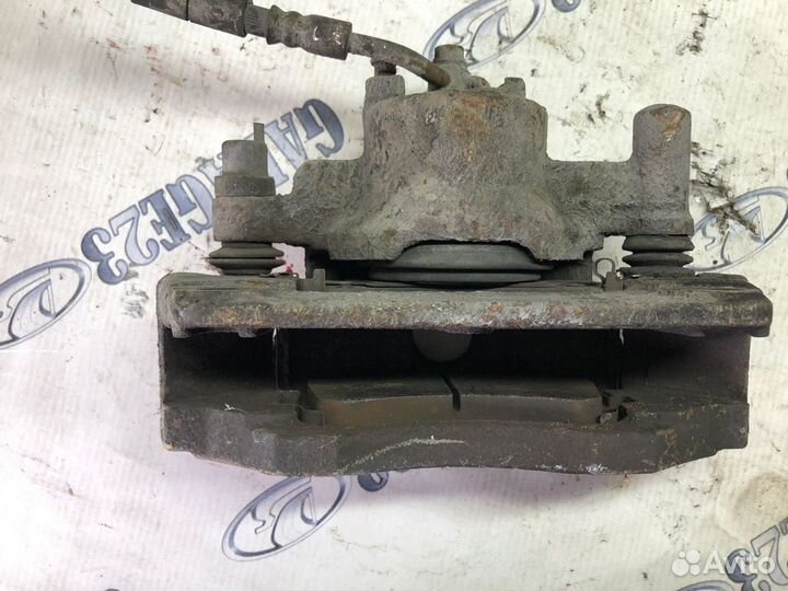 Суппорт Mazda 6 GG передний левый