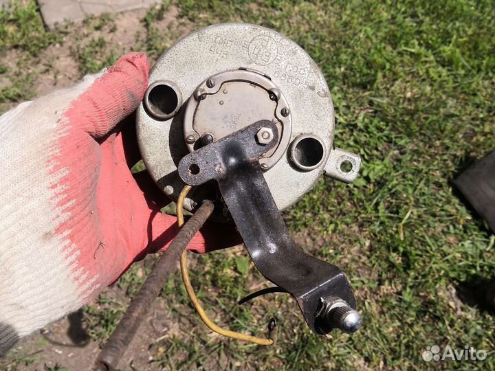 Часы автомобильные газ 21