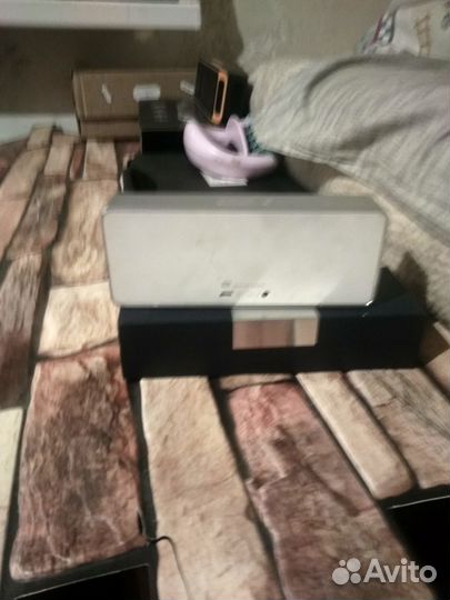 Безпровадная колонка полнастью в рабочем состоянии