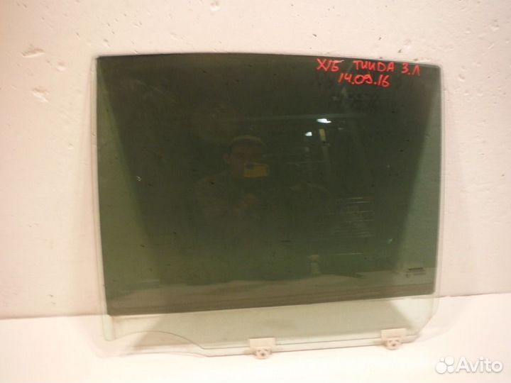 Стекло двери задней левой nissan Tiida 2010