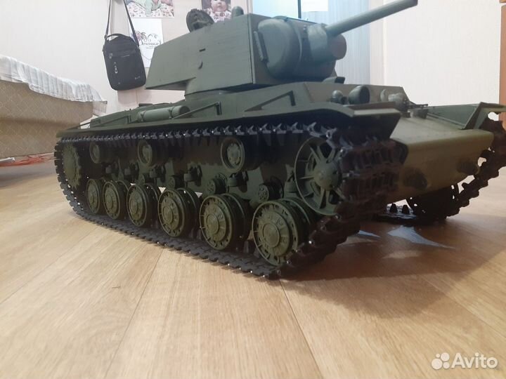 RC модель танка кв 1