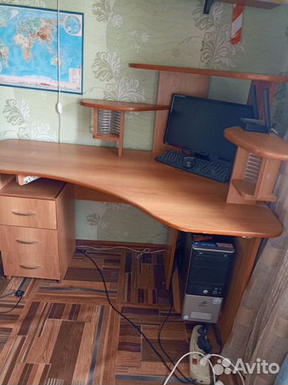 Компьютерный стол бу