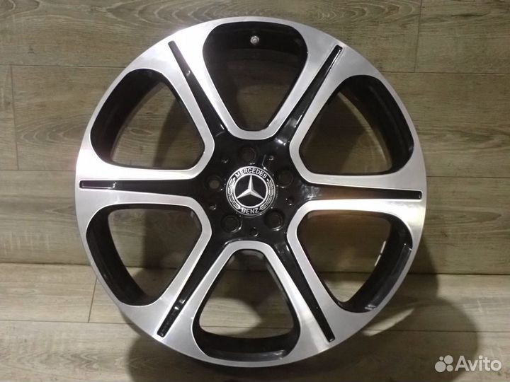 Комплект оригинальных R19 дисков Mercedes W213