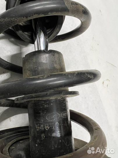 Стойка подвески передняя левая Kia Rio QB G4FC