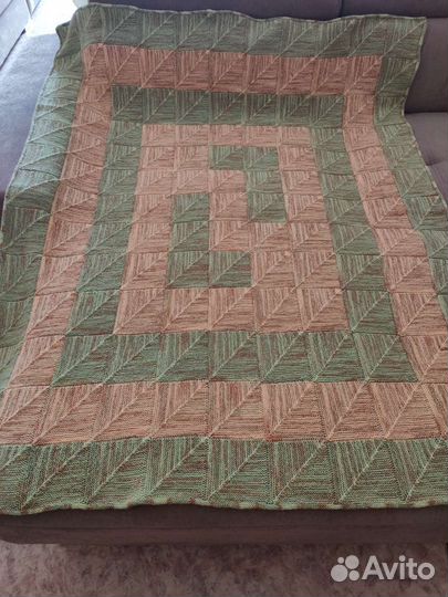 Покрывало вязаное спицами