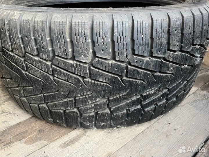 Nokian Tyres Hakkapeliitta 7 SUV 295/40 R21