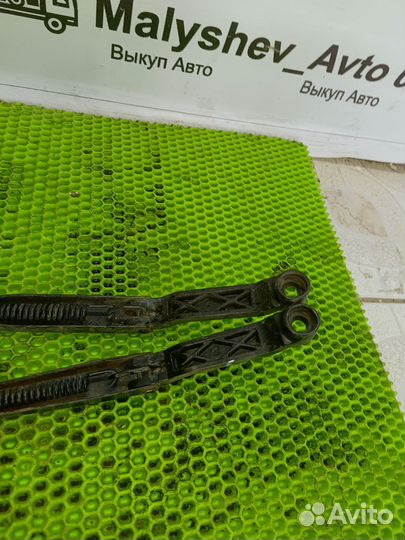 Поводок дворника Geely Emgrand ec7