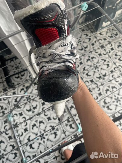 Хоккейные коньки bauer vapor