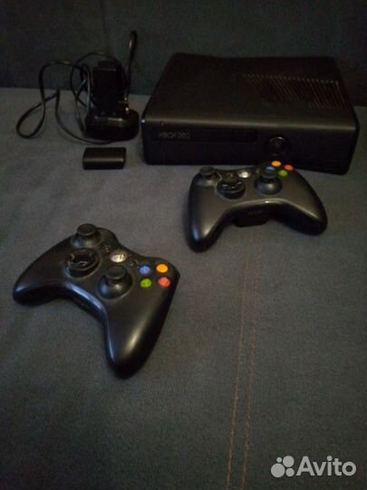 Xbox 360 S(не прошитый)
