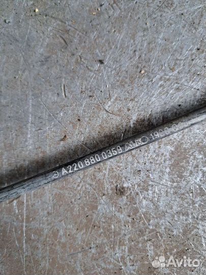 Трос капота Mercedes w220