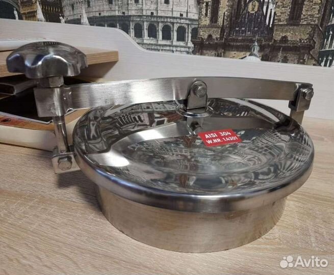Люк из пищевой нержавейки 25см