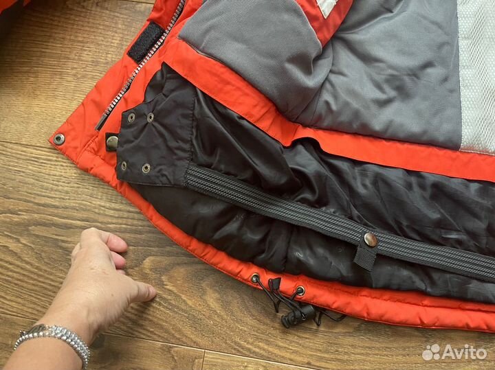 Лыжная куртка женская