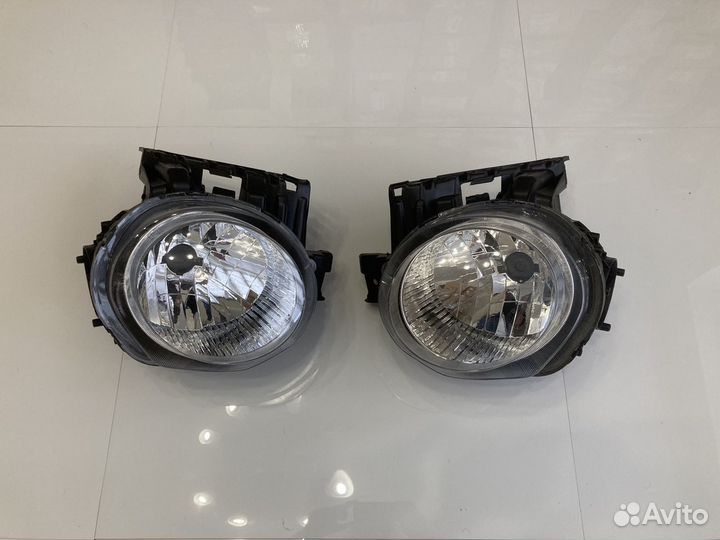 Фара + габарит Nissan Juke F15 (2010-2014)