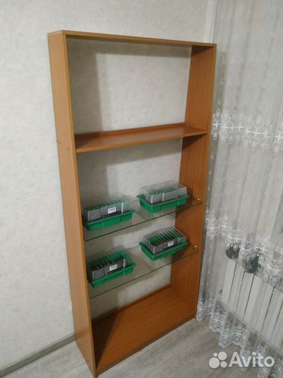 Стеллажи 4шт