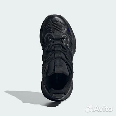 Женские кроссовки Adidas Ozthemis