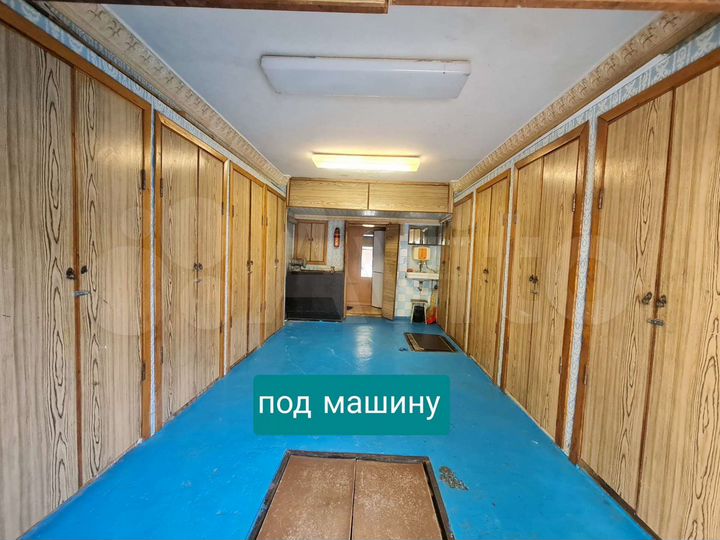 Гараж, > 30 м²