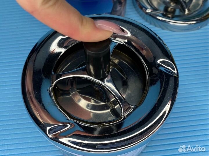 Пепельница с уникальным принтом