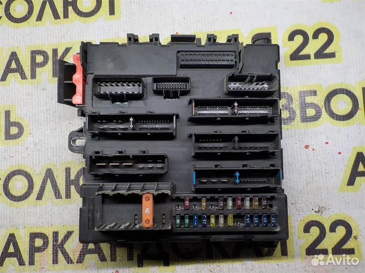 Блок предохранителей Opel Vectra C 2002-2008