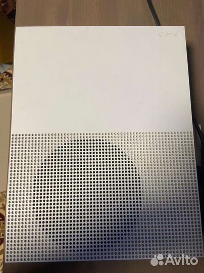 Xbox one s на 512 гб