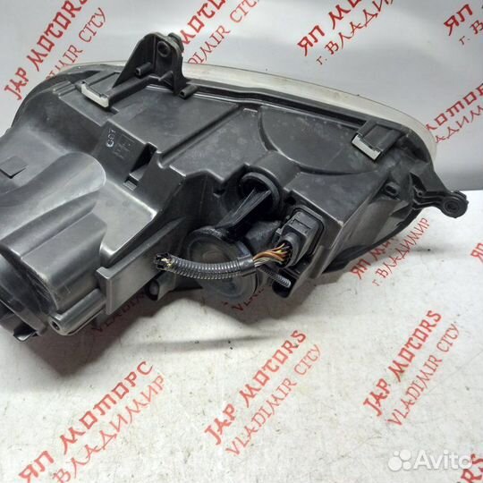 Фара галогеновая передняя правая Volkswagen Golf 5