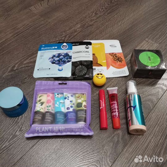 Набор косметики новый 13 шт