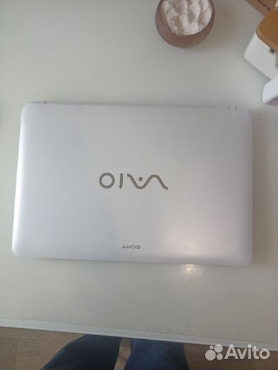 Ноутбук Sony vaio i3