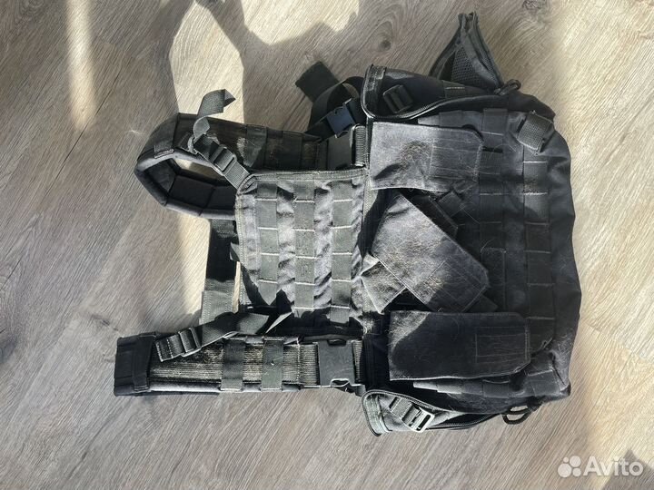 Разгрузочный жилет