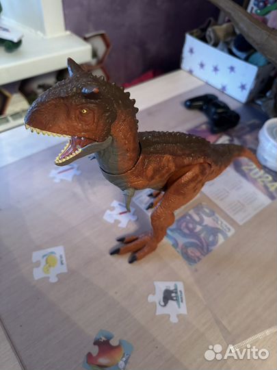 Динозавры jurassic world