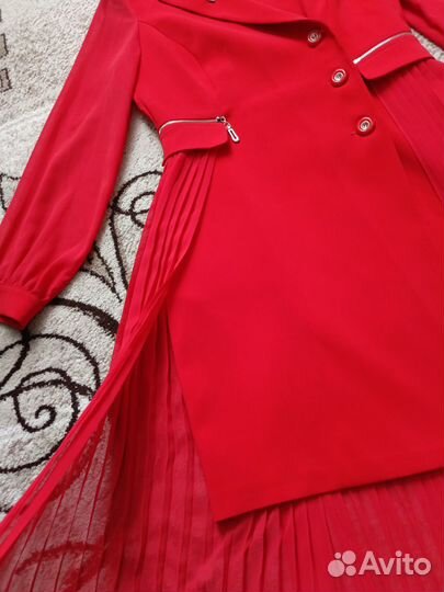 Нарядное платье