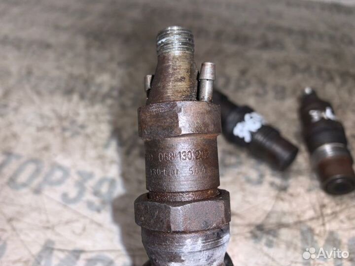 Форсунки Volkswagen Transporter 2.4 D AAB 1996