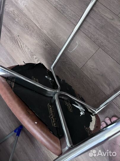 Стул бу железная рама