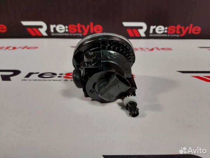 Туманка Toyota Wish XE10 2005-2009г