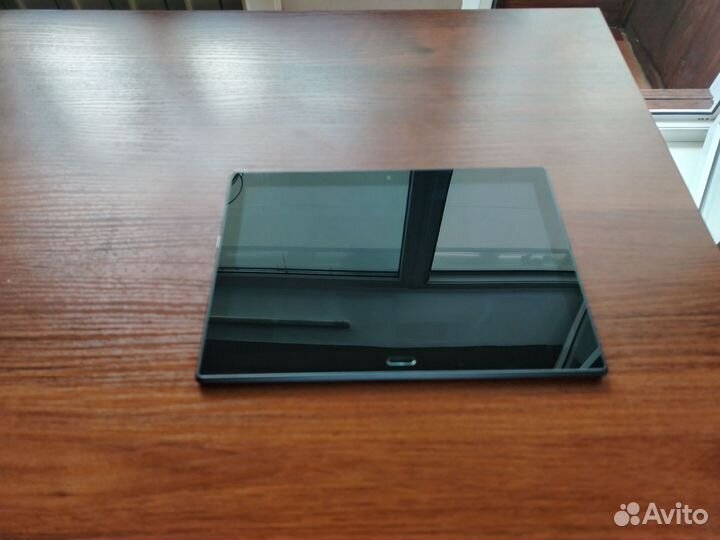 Планшет Lenovo