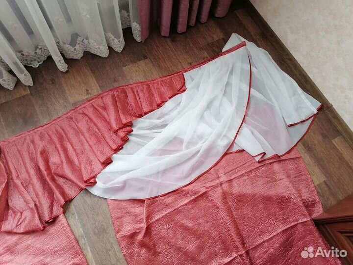 Шторы с ламбрекеном, новые