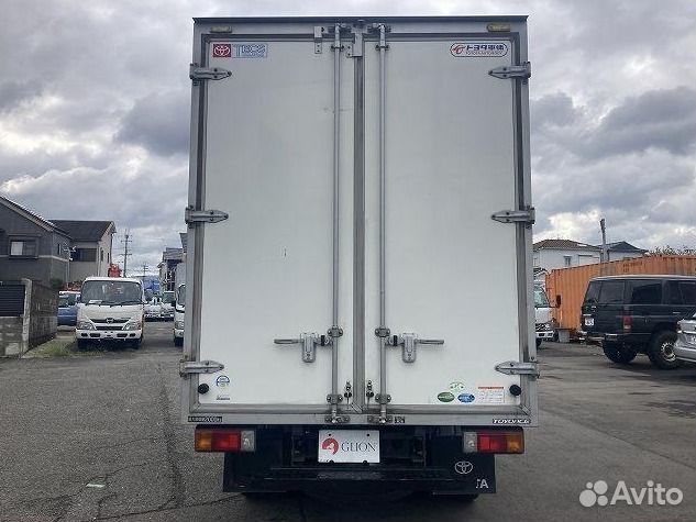 Промтоварный фургон Toyota ToyoAce, 2019