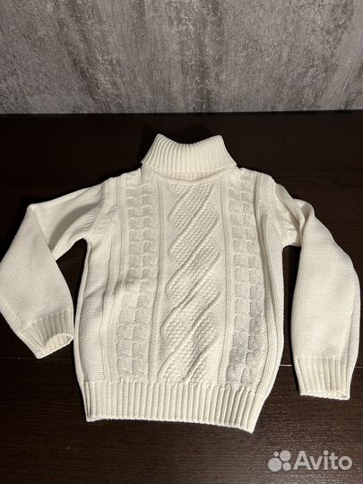 Свитер детский