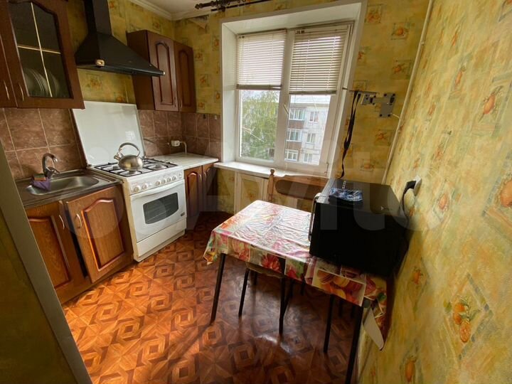 2-к. квартира, 56 м², 5/5 эт.