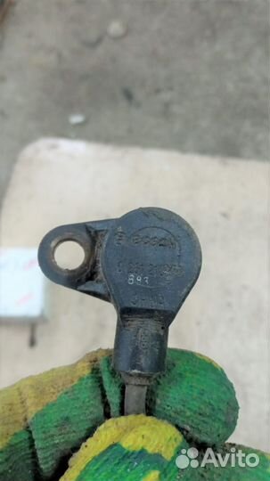 Датчик коленвала 0261210273 geely MK I