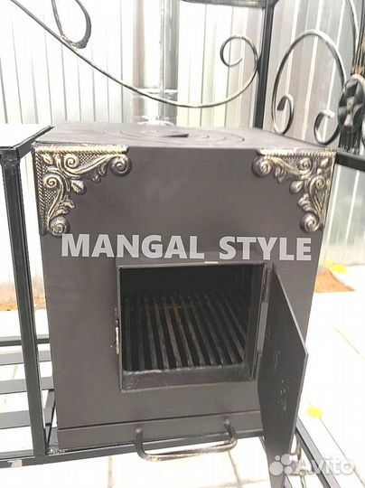 Кованые мангалы с крышей