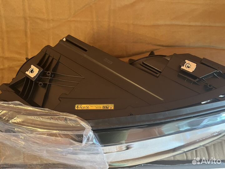 Volkswagen Tiguan 1 рестайлинг 2011 - 2017