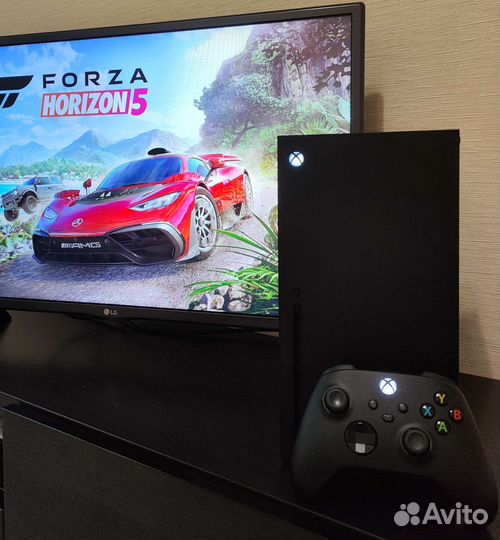 Xbox Series X 1Tb + Подписка GamePassUltimate