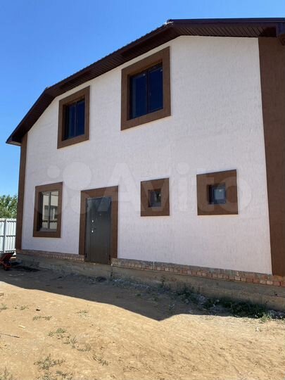 Дом 240 м² на участке 6 сот.