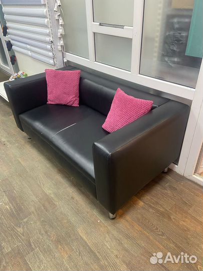 Диван кожаный