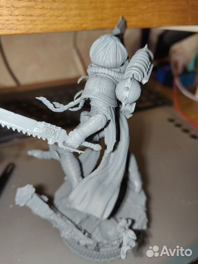 Фигурка warhammer 40000