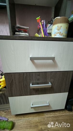 Компьютерный стол угловой с полками