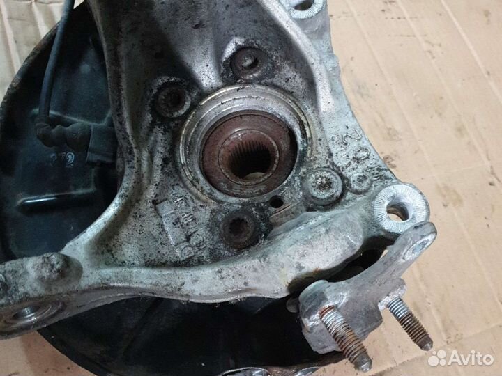 Поворотный кулак volkswagen Passat B6 B7 CC