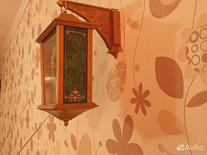 Часы настенные, СССР, янтарь, пластик