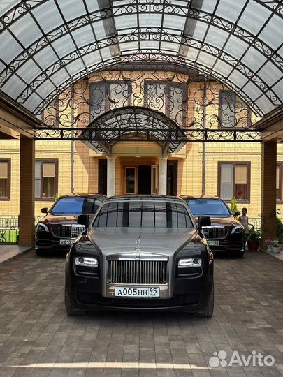 Прокат авто на свадьбу rolls-royce maybach гелик