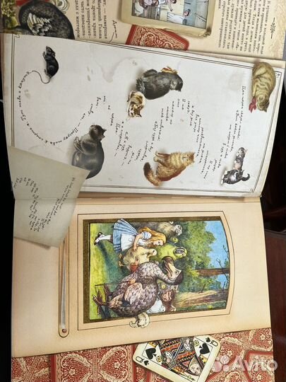 Книга алиса в стране чудес иллюстрированная