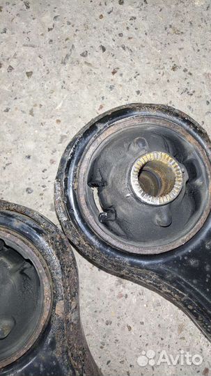 Рычаги передней подвески Тойота Камри 50